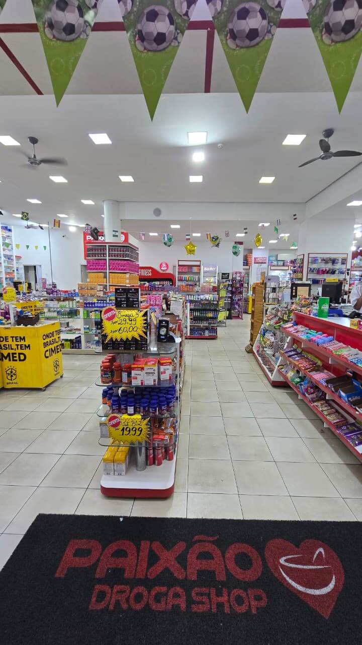 Interior da Farmácia Paixão Drogashop
